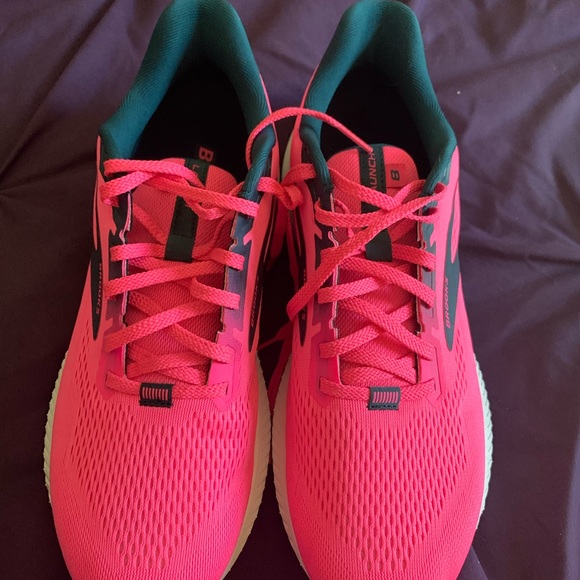 Brooks Shoes Brooks Running Shoes Size 1 Wore Only Twice